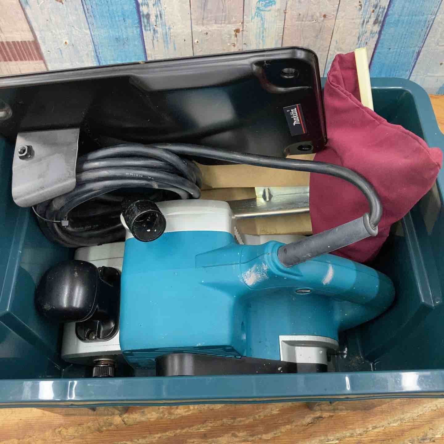 マキタ makita ベルトサンダ 吸じん装置付 100 mm 9403 柏店