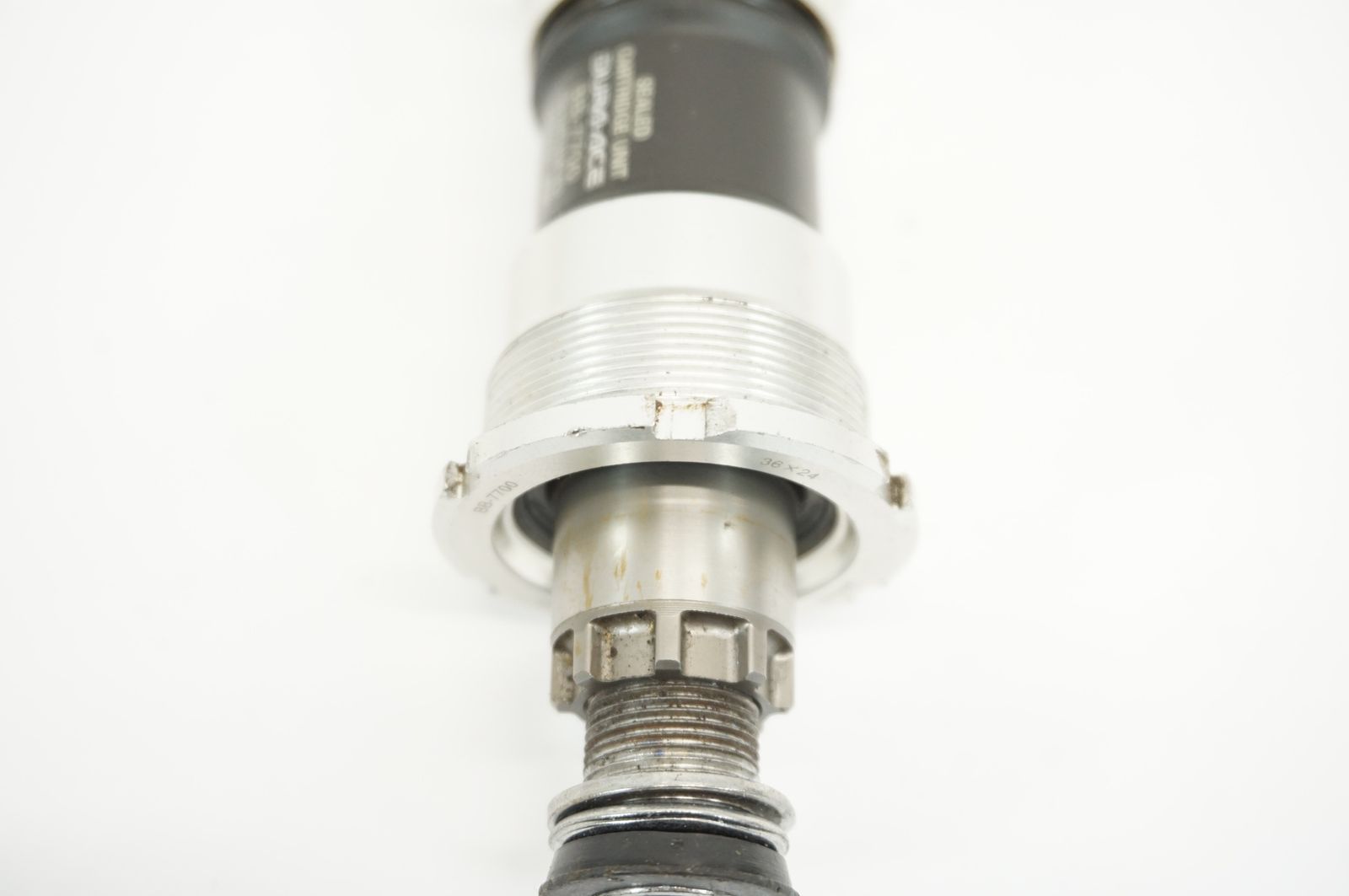 SHIMANO 「シマノ」 DURA-ACE BB-7700 ITA 軸長109.5 ボトムブラケット