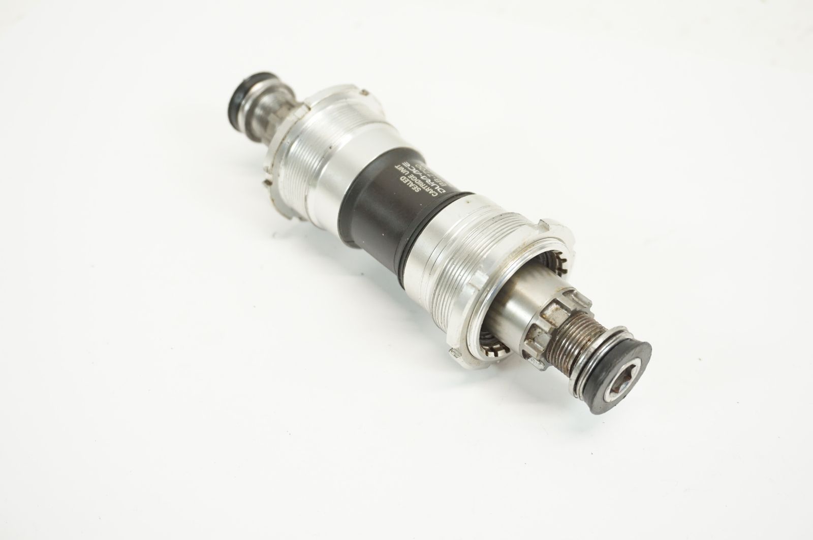 SHIMANO 「シマノ」 DURA-ACE BB-7700 ITA 軸長109.5 ボトムブラケット