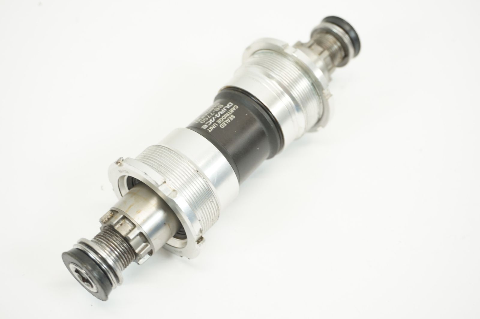 SHIMANO 「シマノ」 DURA-ACE BB-7700 ITA 軸長109.5 ボトムブラケット