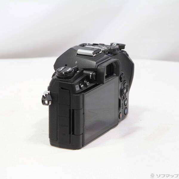 〔 品〕 OM D E M 1 MarkIII ボディー ブラック 297