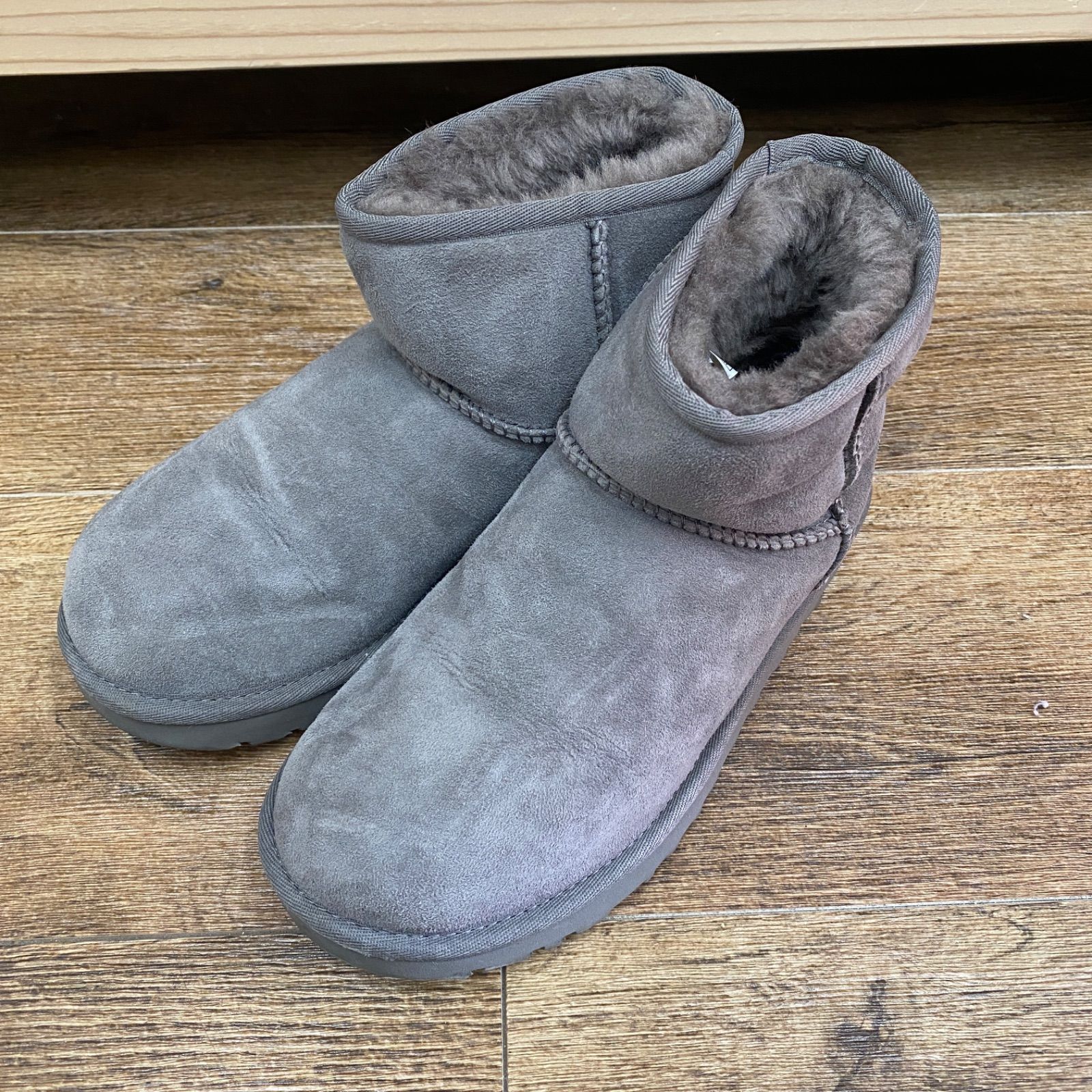 UGG W CLASSIC MINI II グレー 2３cm 管理番号SB 908
