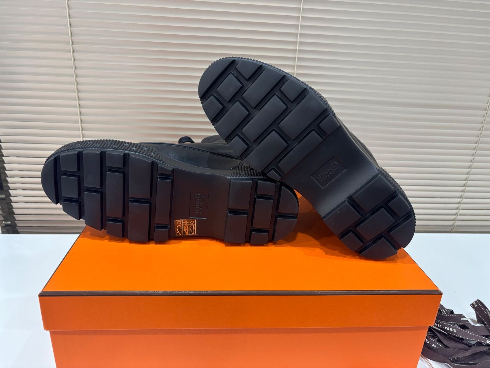 ブーツ ブラック