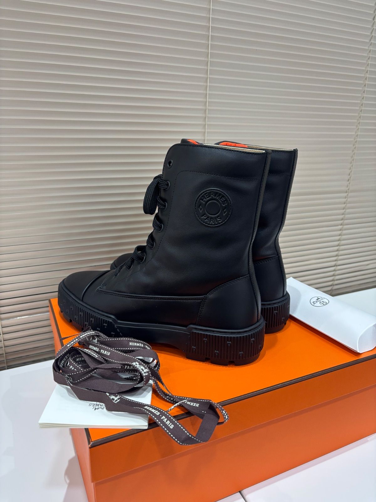 ブーツ ブラック