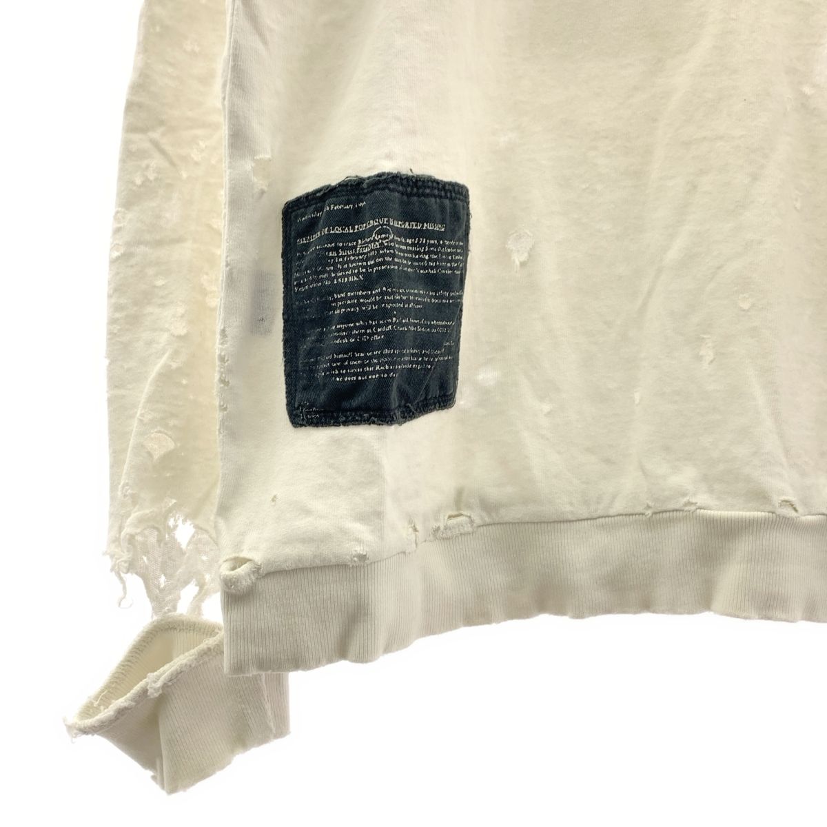 RAF SIMONS / ラフシモンズ | 2001AW | Riot Riot Riot期 デストロイ クラッシュ加工 パッチ ダメージ クルーネックスウェット | 48 | ホワイト | メンズ RAF SIMONS / ラフシモンズ | 2001AW | Riot Riot Riot期 デストロイ