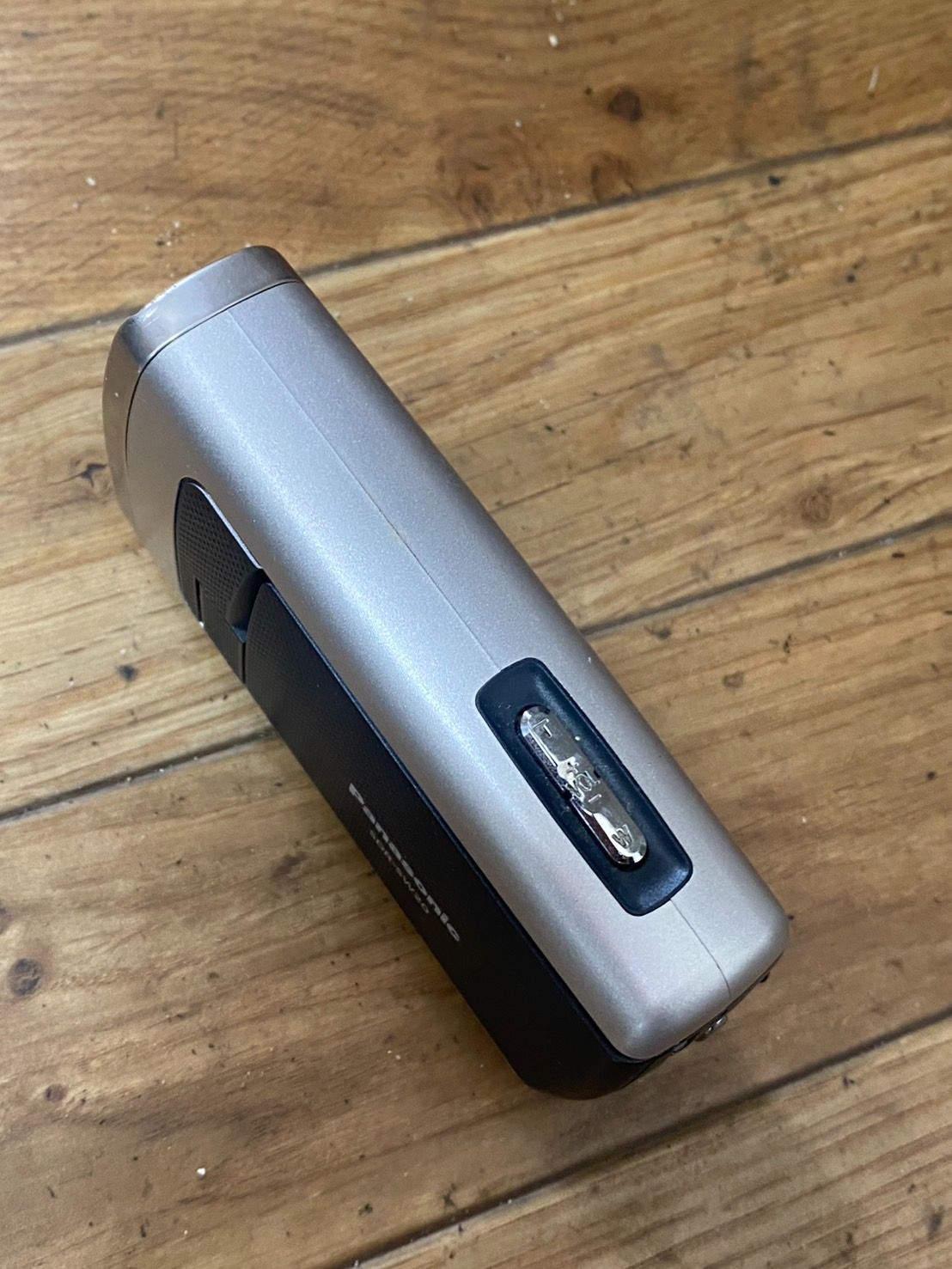 SDビデオカメラ