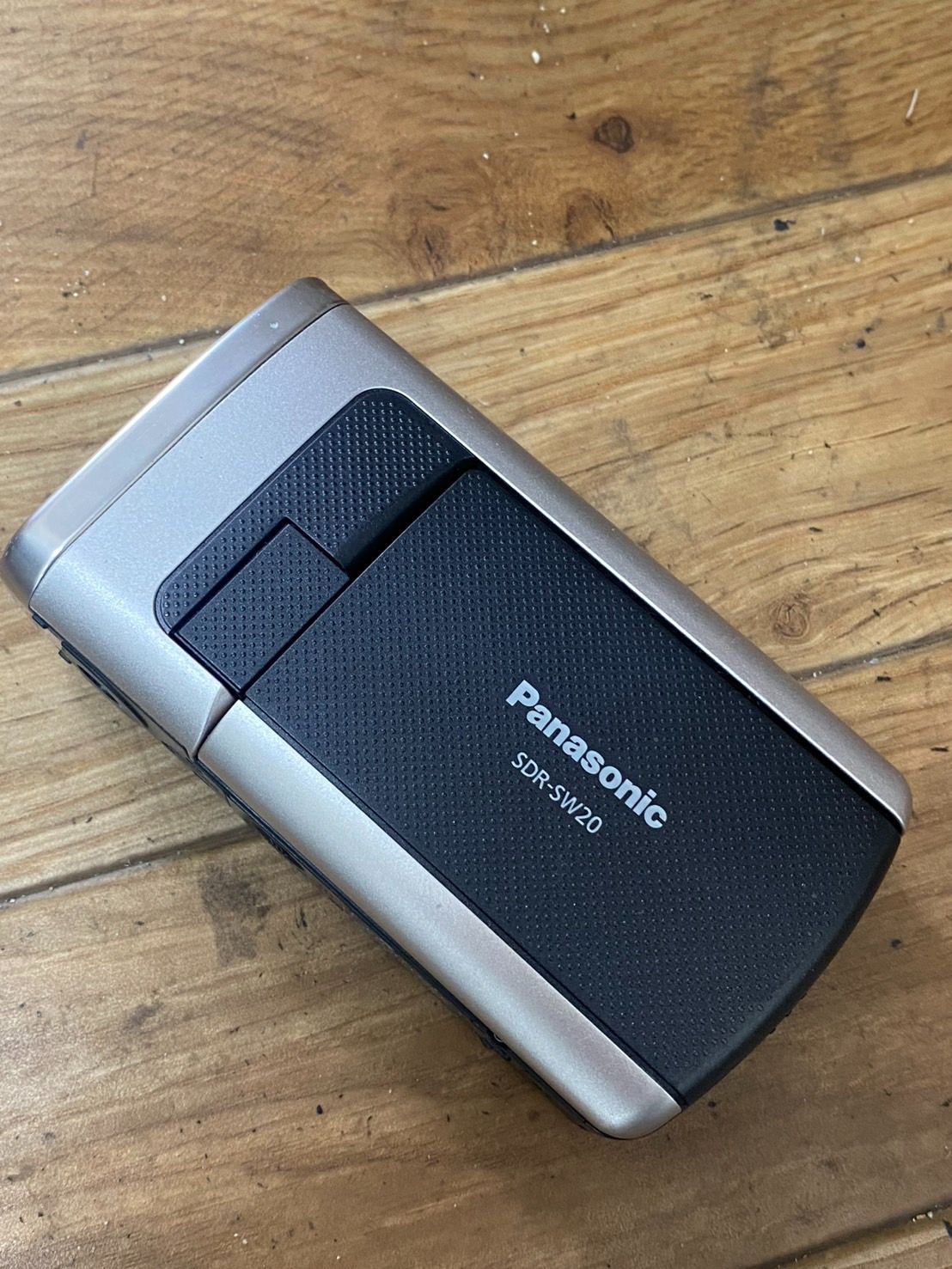 パナソニック Panasonic SDビデオカメラ 3 m防水 SDR SW 20 ky 112006