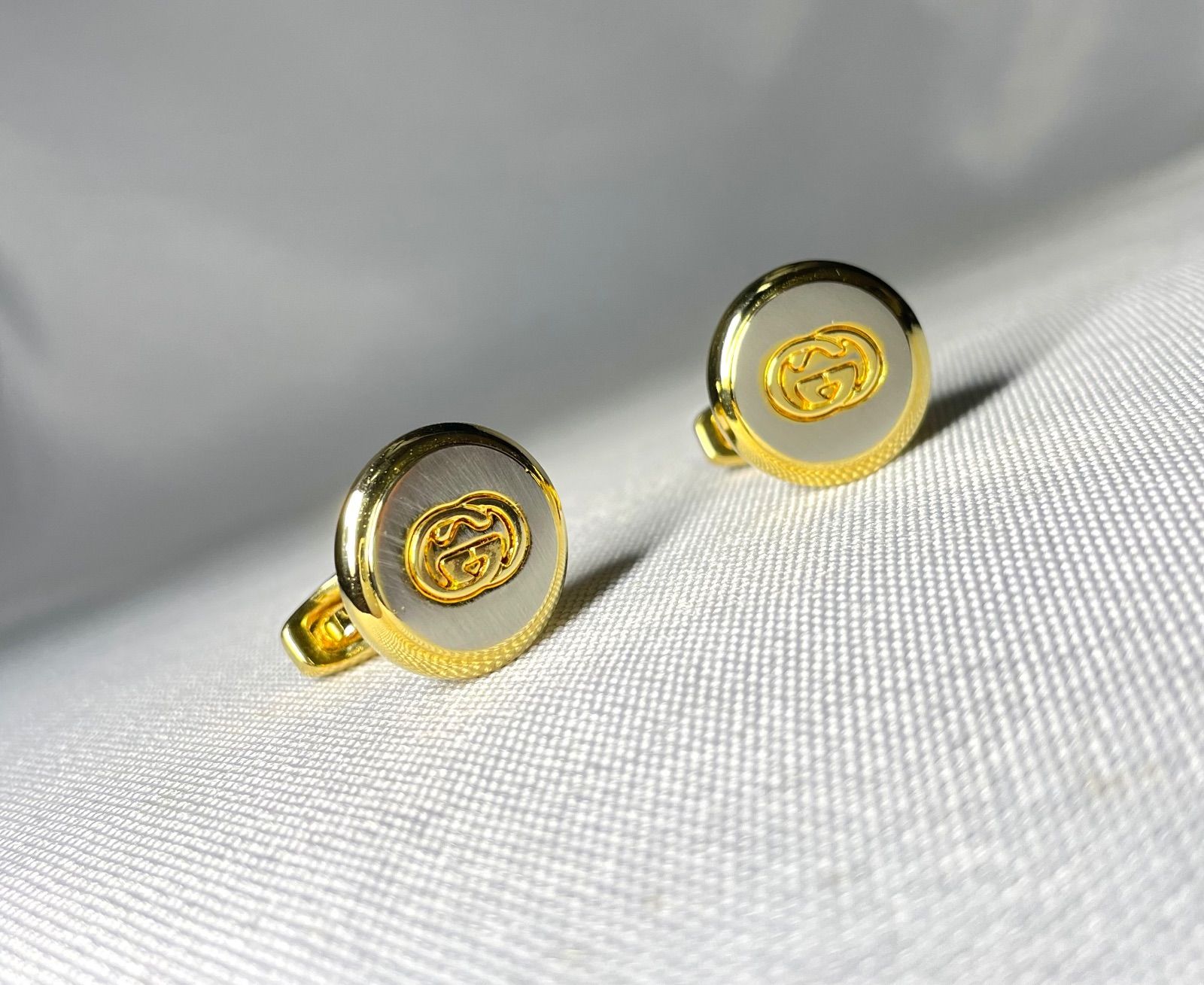 美品 GUCCI グッチ インターロッキングG ファッション GGロゴ 艶消し