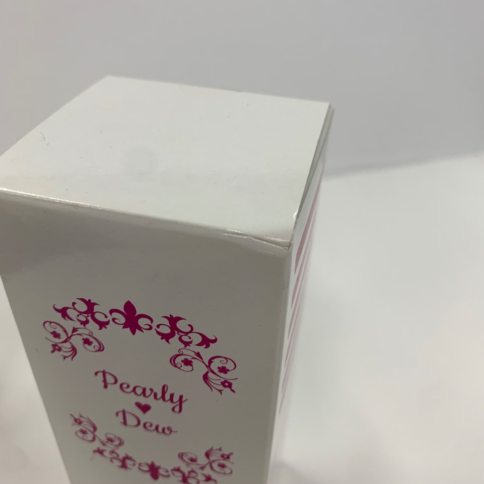 Y3650 Pearly Dew パーリーデュー 潤いつるピカ メイクも落とせる