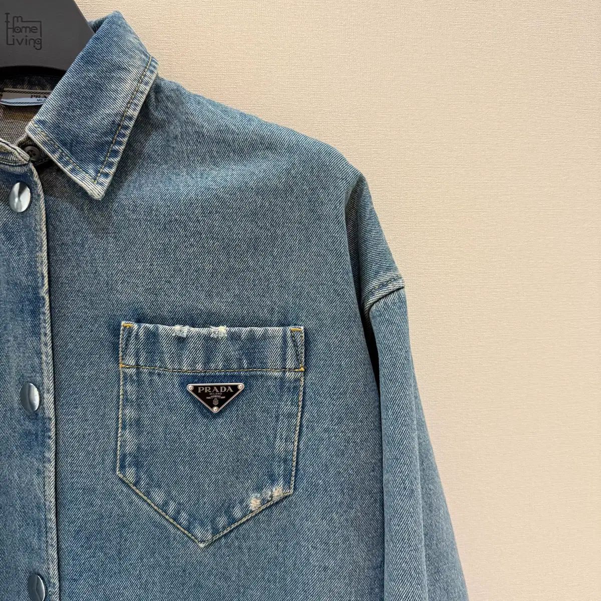 NFC新モデル / 38size PRADA プラダ 三角ロゴ デニムジャケット - メルカリ