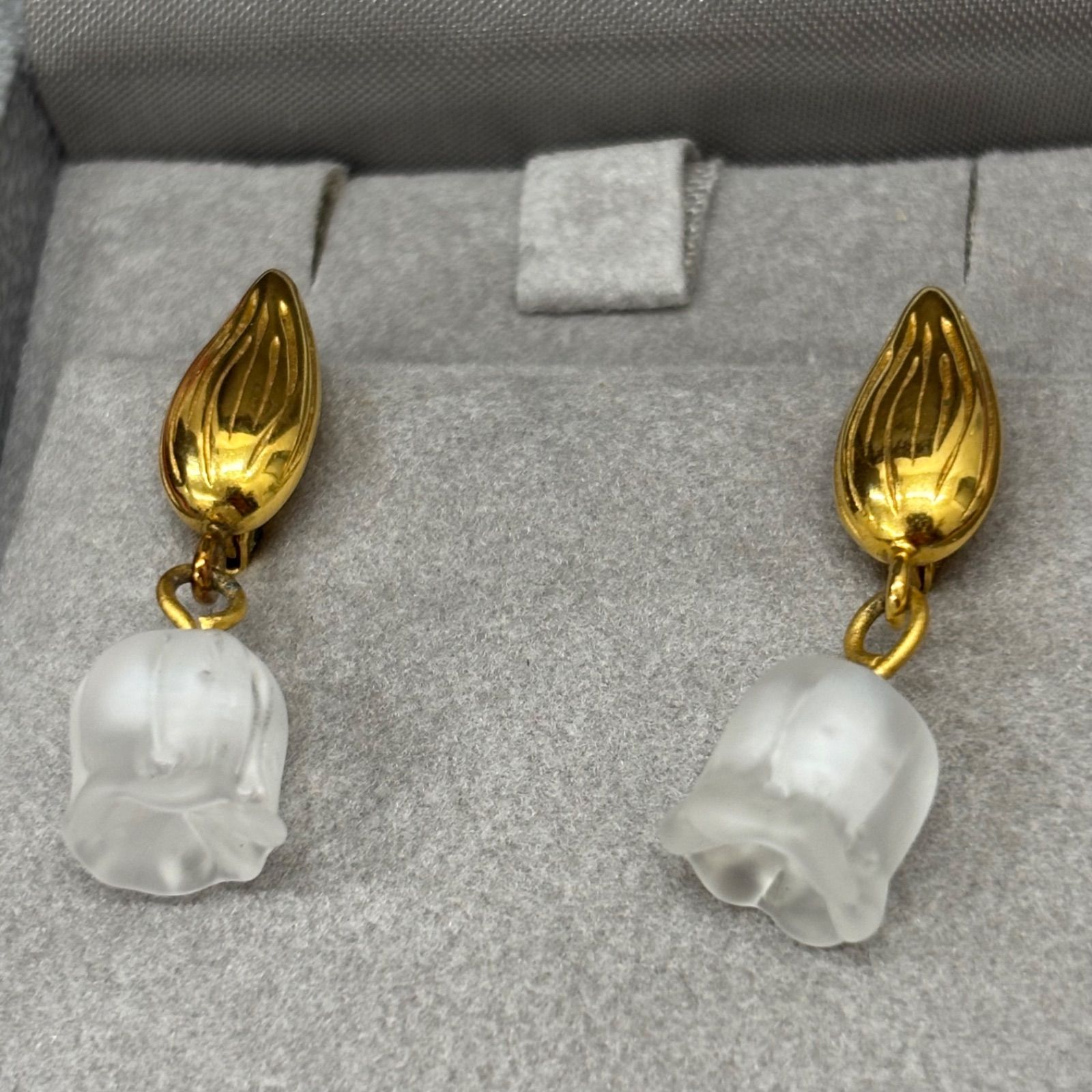 LALIQUE すずらん ピアス ミュゲ レディース ラリック - メルカリ