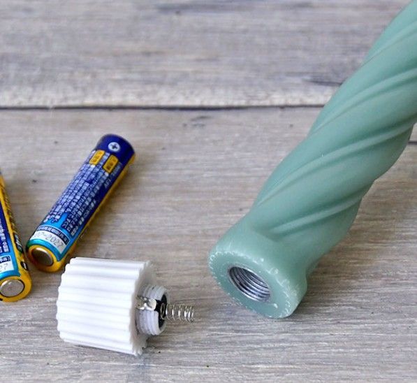 LEDスウィールテーパーキャンドル2本セット - メルカリ