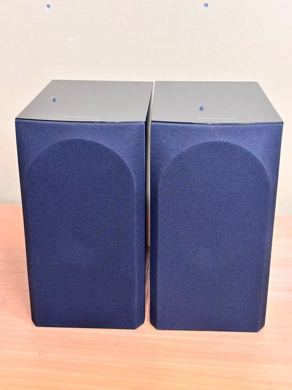 Bowers Wilkins 707 S 3 グロス ブラック ペア 定価 29万 ブックシェルフ型スタンドマウント スピーカー