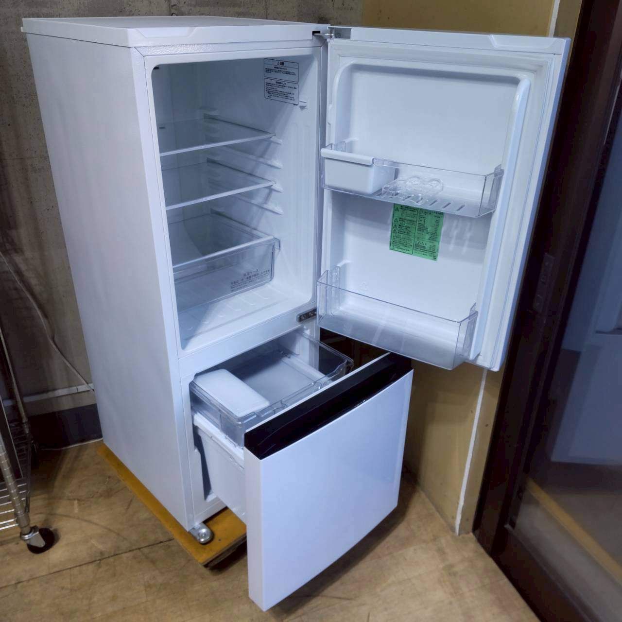 関東一円送料無料】ハイセンス Hisense 2ドア冷凍冷蔵庫 HR-D15E 154L