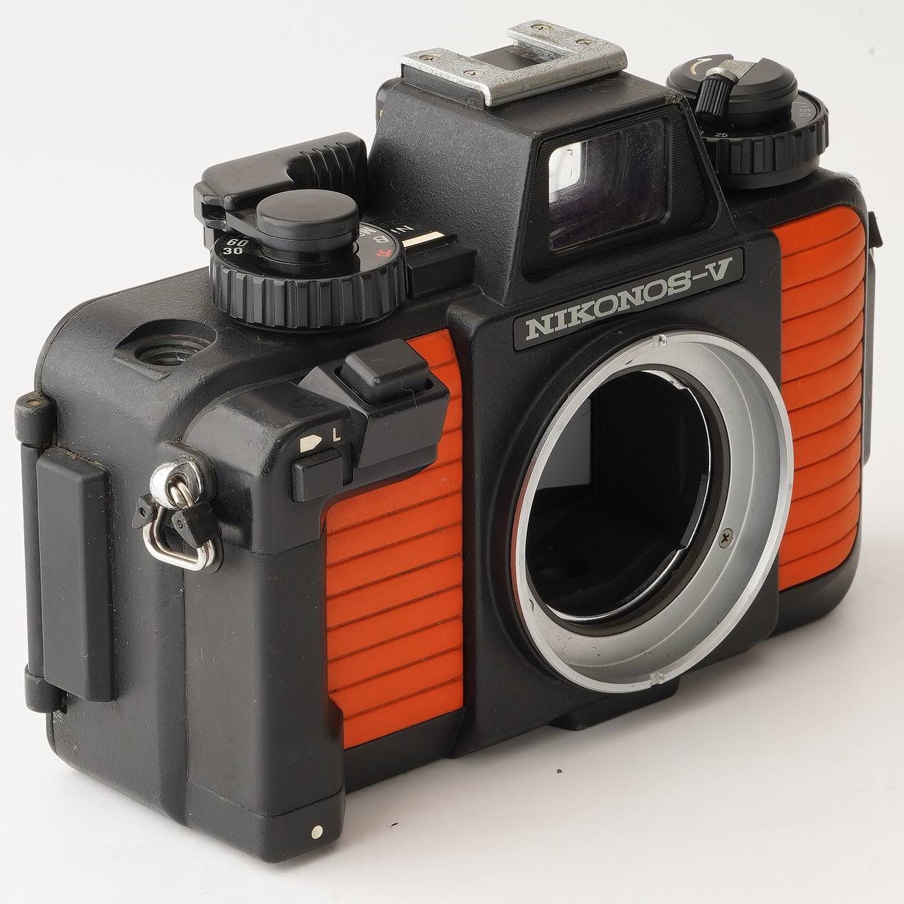 ニコン Nikon ニコノス Nikonos V / UW-Nikkor 35mm F2.5 水中フィルム