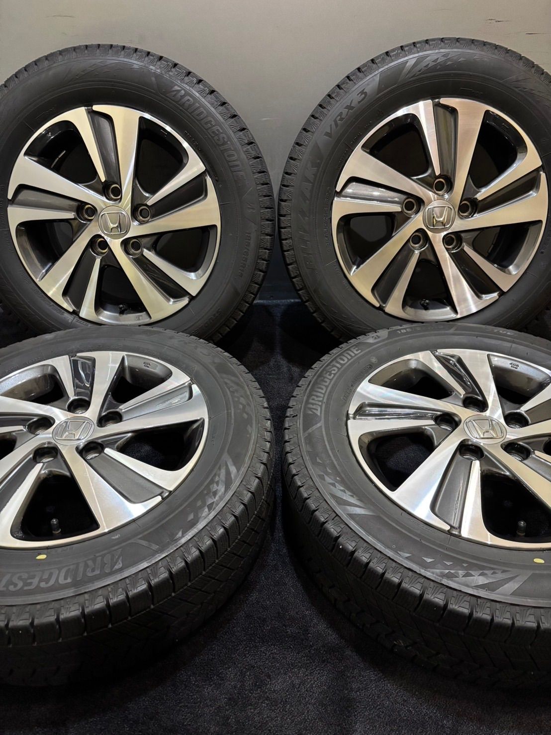 185 65 R 15 VRX 3 23年製 ホンダ GB フリード 15インチ 5 J 49 114 H スタッドレス 4本 南3 K 999