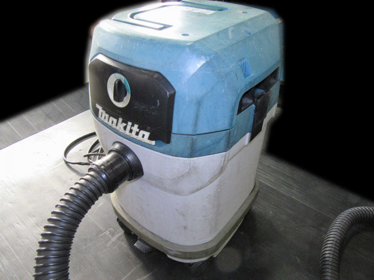 マキタ makita 乾湿両用 業務用 集じん機 集塵機 掃除機 VC 2500