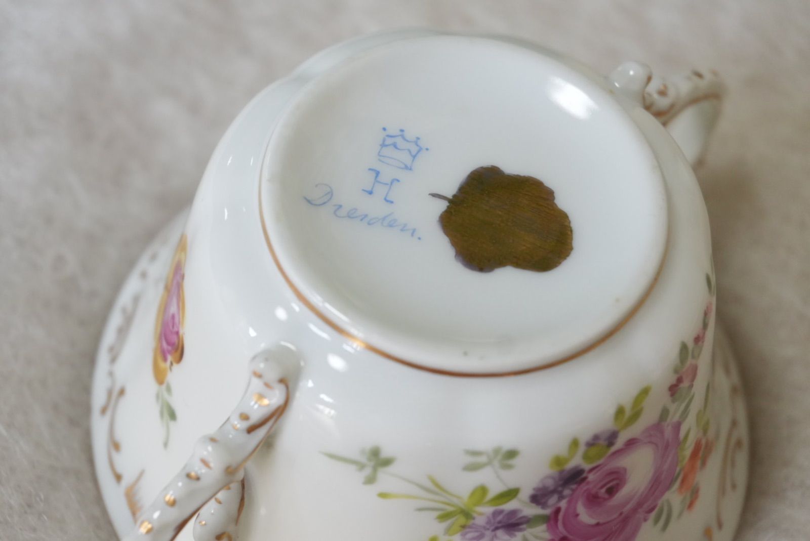 ティーカップ＆ソーサー