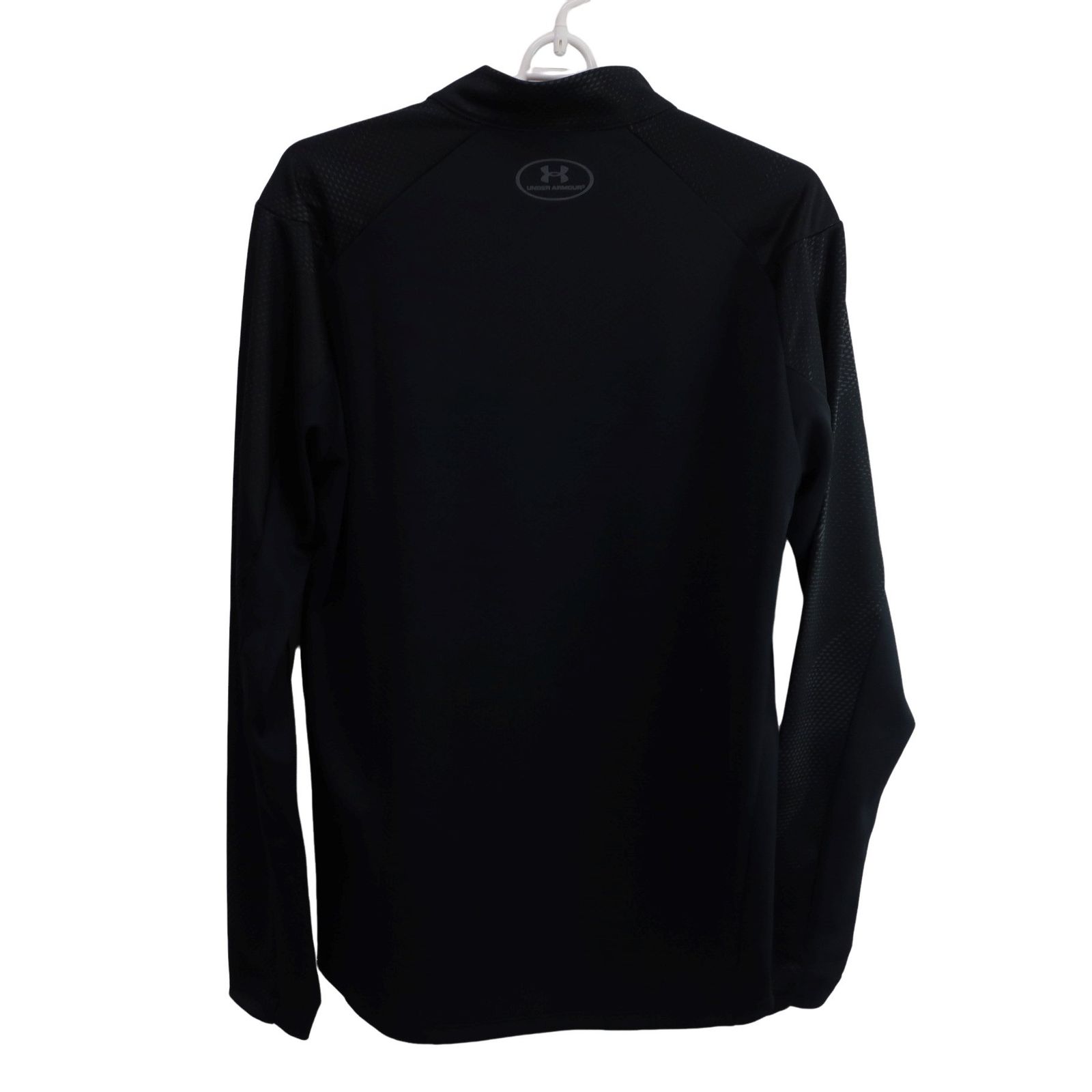未使用品】UNDER ARMOUR(アンダーアーマー) 長袖ハーフジップシャツ 黒
