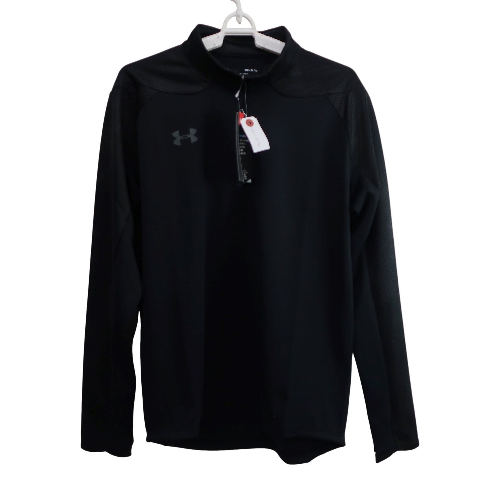 未使用品】UNDER ARMOUR(アンダーアーマー) 長袖ハーフジップシャツ 黒
