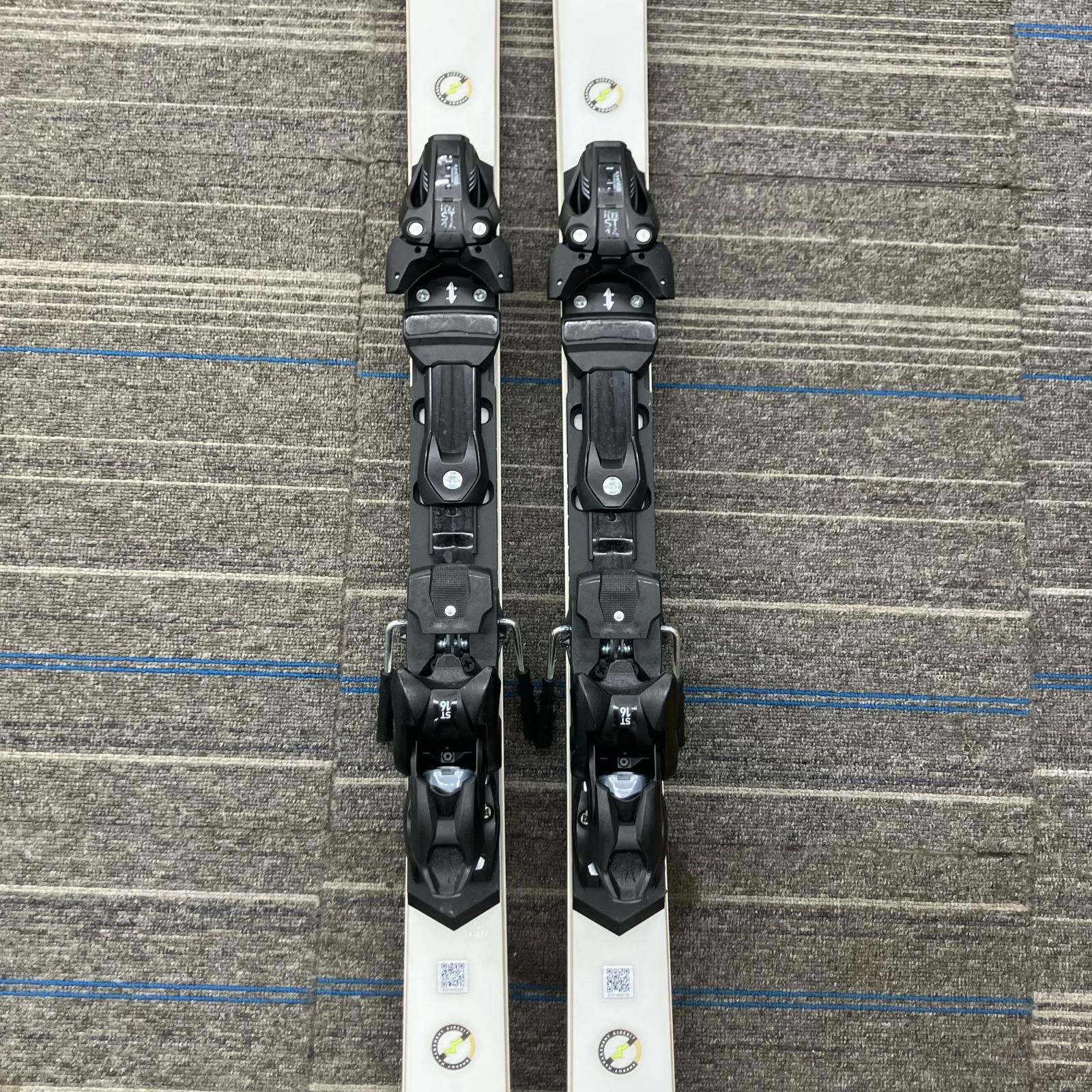 HEAD ヘッド スキー 186 cm r 25 ホワイト WORLD CUP REBELS e GS RD