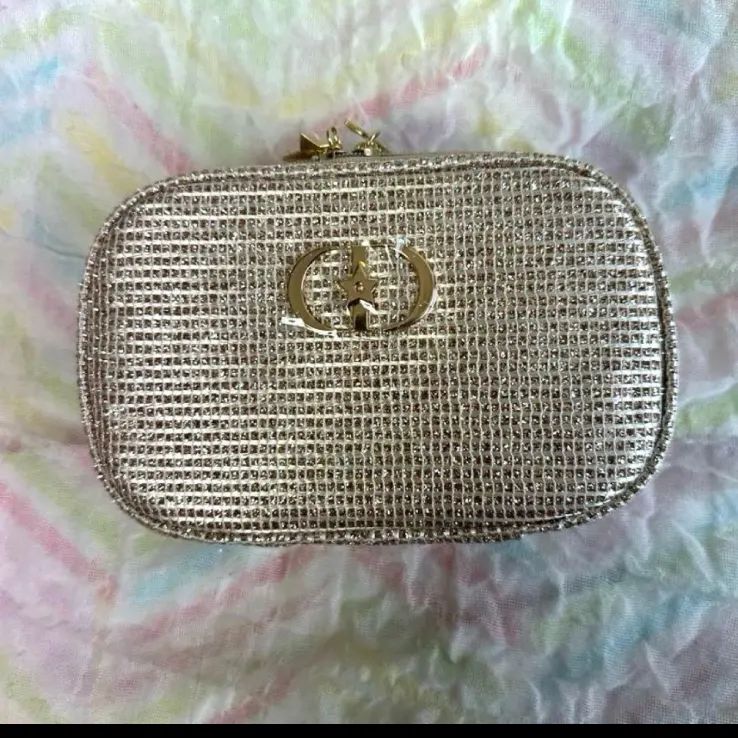 CHRISTIAN DIOR ビューティーセット ポーチ付き - メルカリ