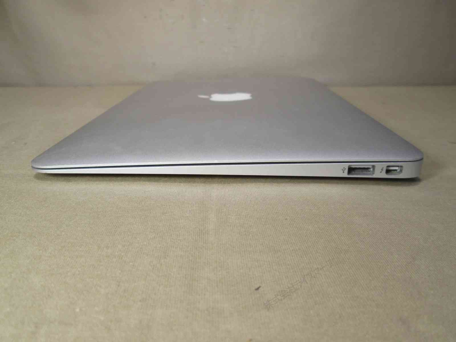 Apple MacBook Air A1465【SSD搭載】 Core i5 1.4GHz Mac OS Ⅹ