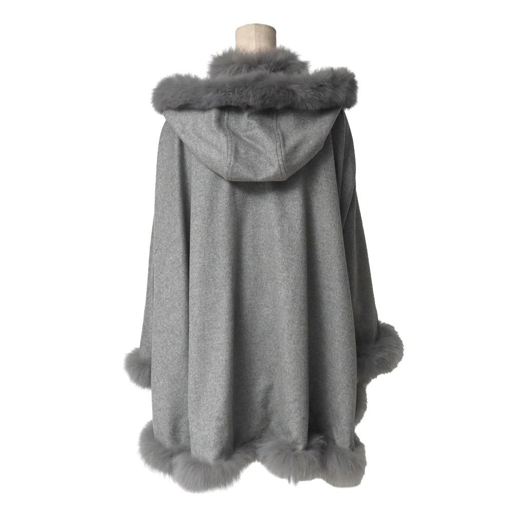 ブルーフォックス ポンチョ高級 Maggy SAGA FURS ブルーフォックス