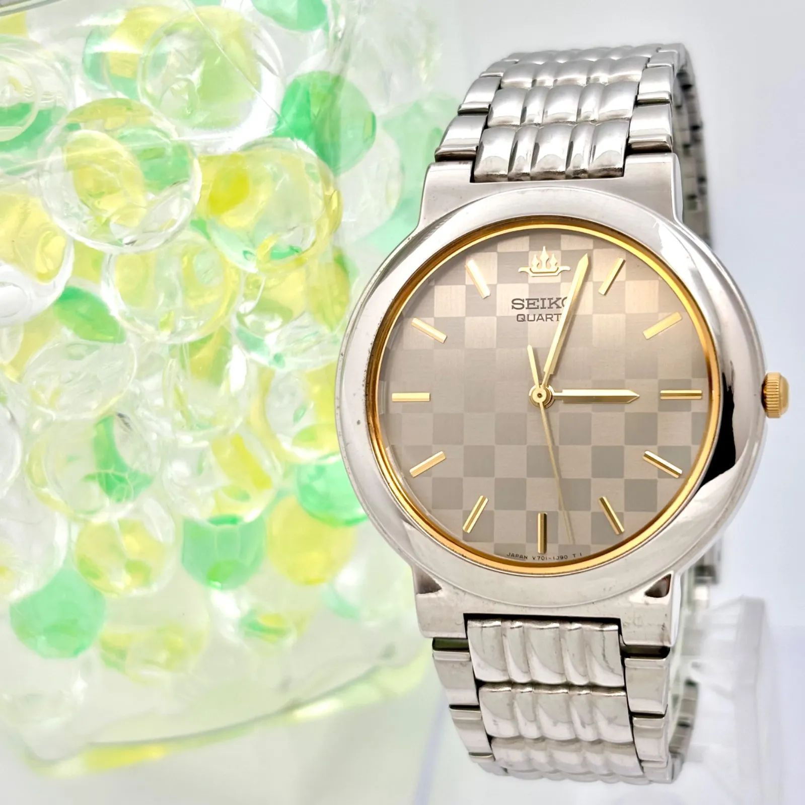 電池 SEIKO セイコー メンズ 腕時計 モノクロ シルバー V 701-1 K 10 228171