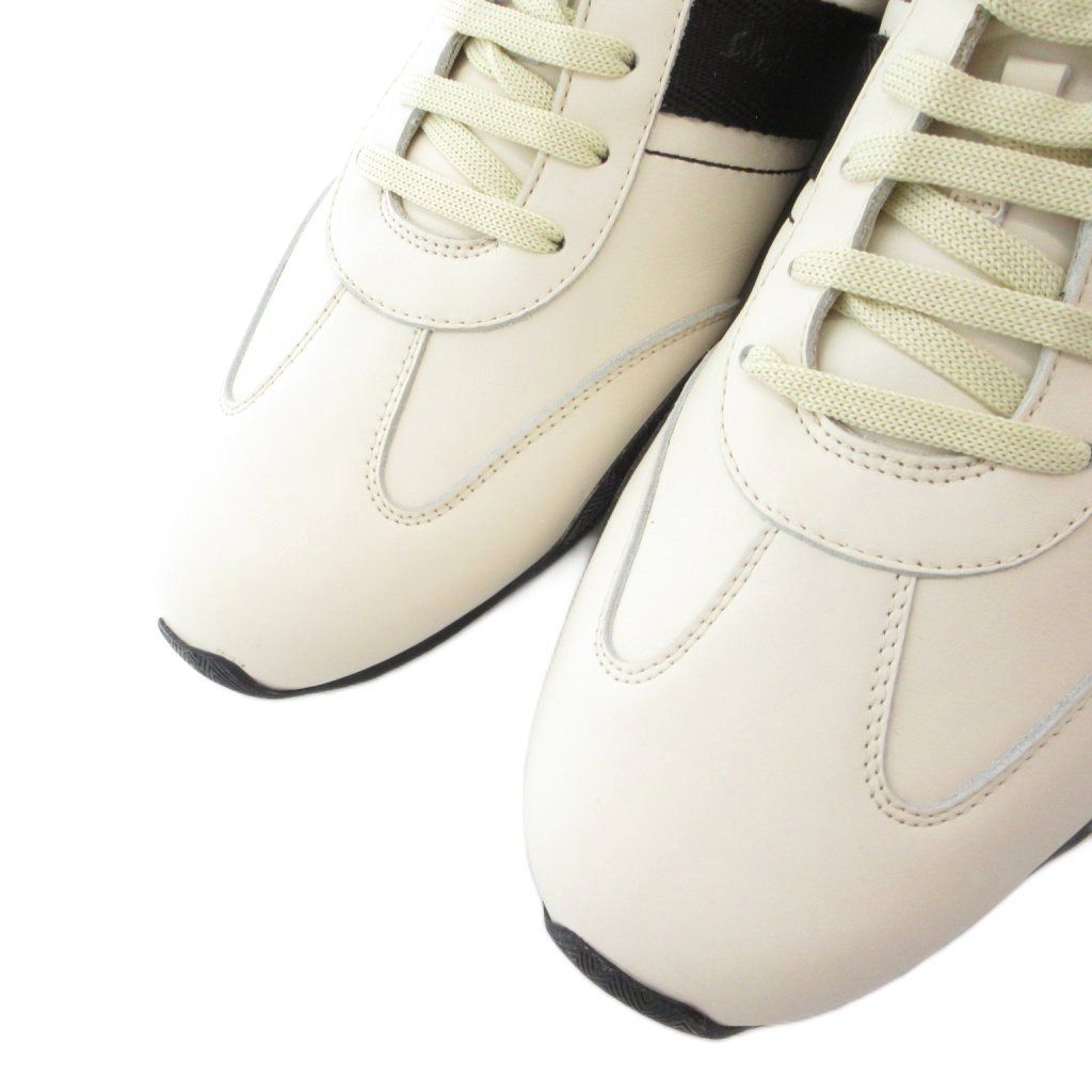 サルヴァトーレフェラガモ Salvatore Ferragamo ラインスニーカー