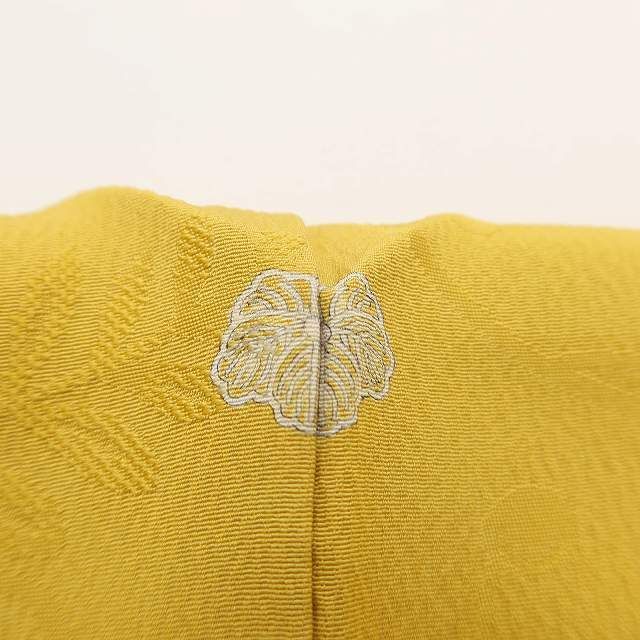 唐花 隠し味を持つ色で遊ぶ大人のお洒落