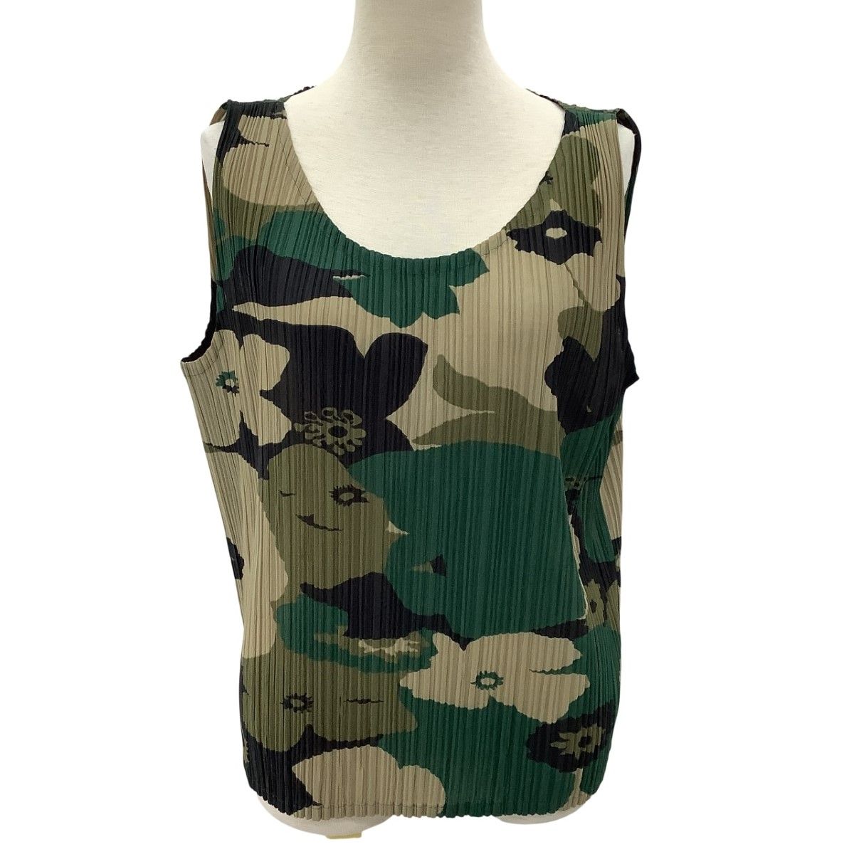 ISSEY MIYAKE イッセイミヤケ レディース プリーツ ノースリーブ