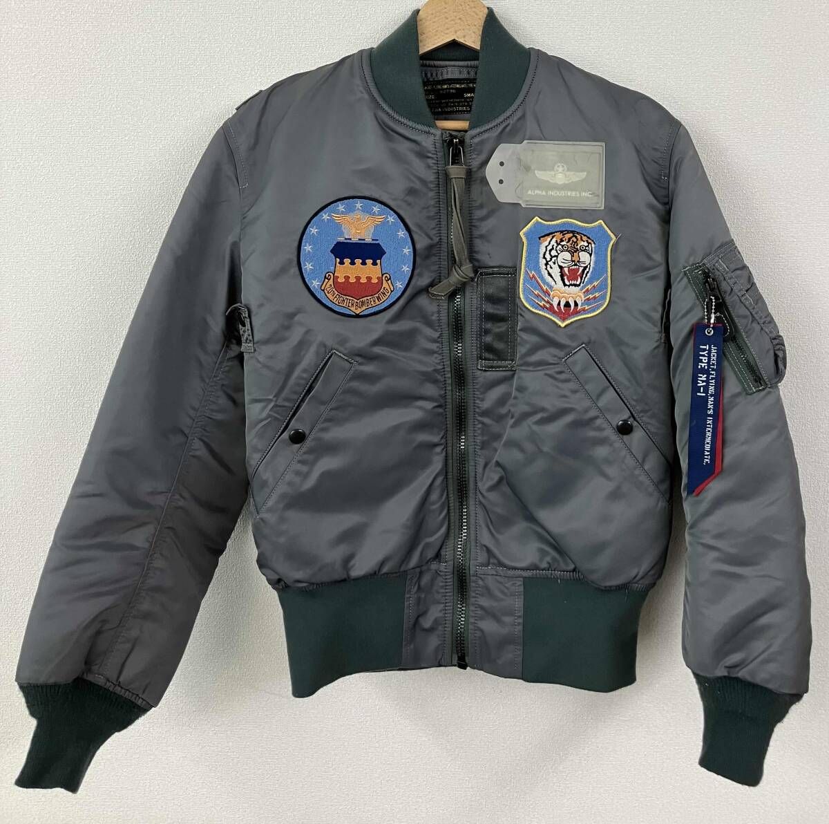 確認 ALPHA INDUSTRIES アルファインダストリーズ 21233-8050 MA-1 フライト