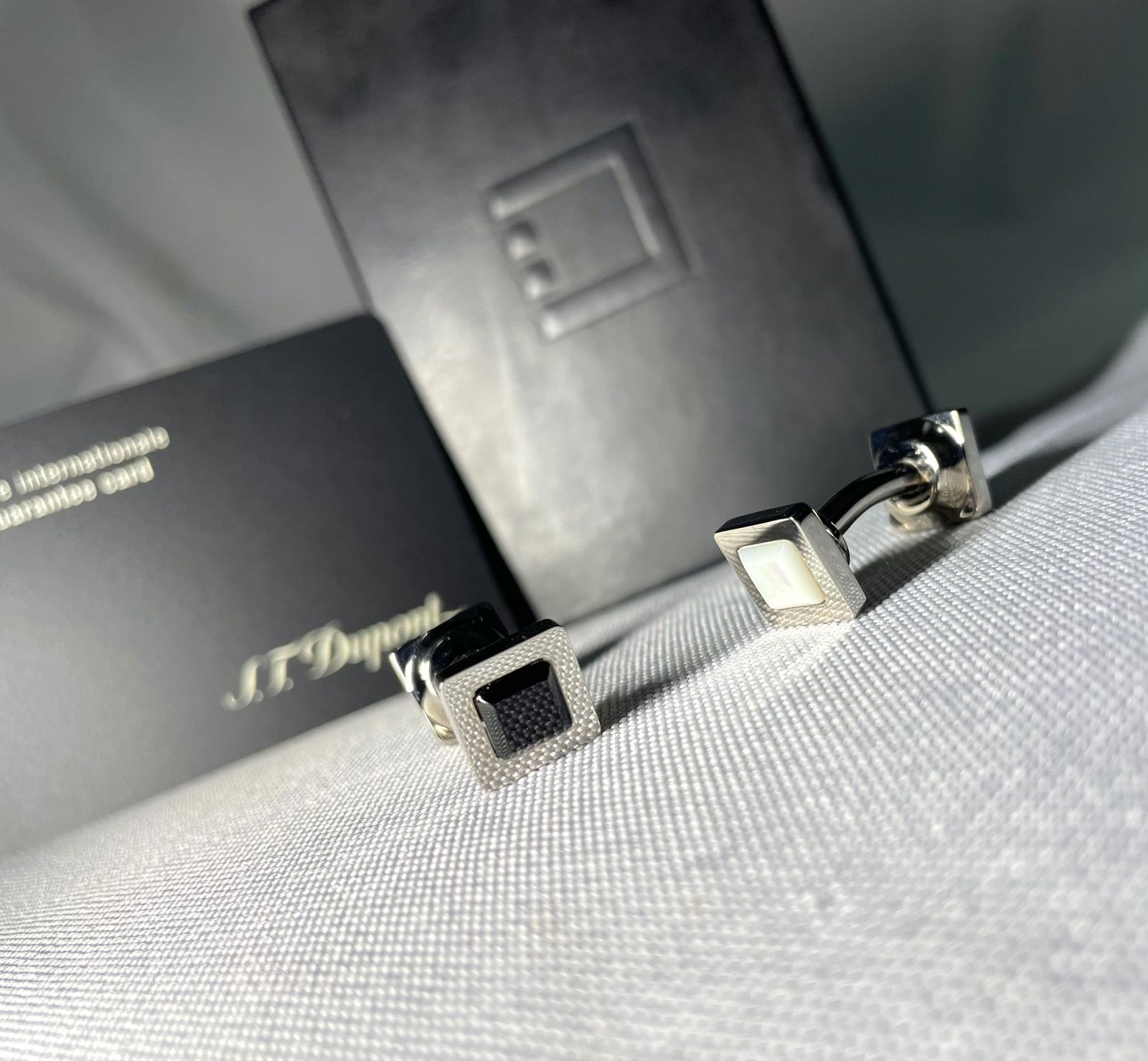 美品 S.T.Dupont デュポン ブラック＆ホワイト ストーン装飾