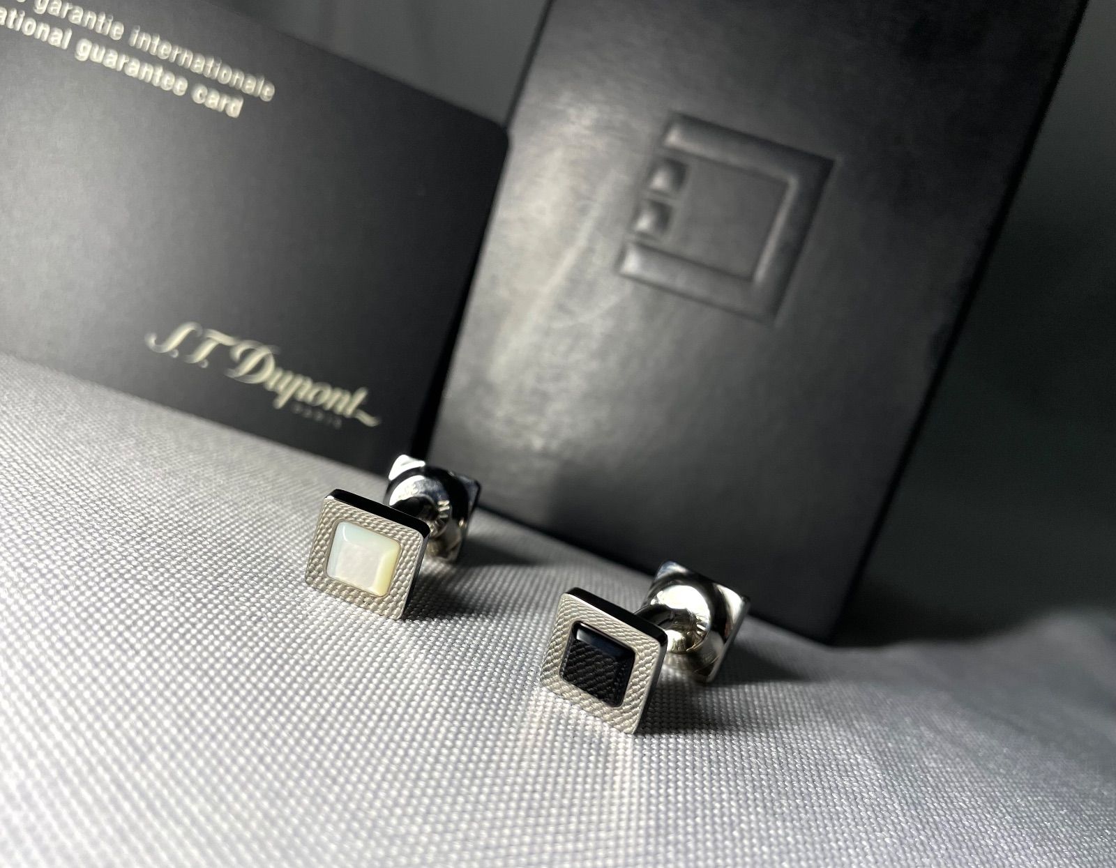 美品 S.T.Dupont デュポン ブラック＆ホワイト ストーン装飾