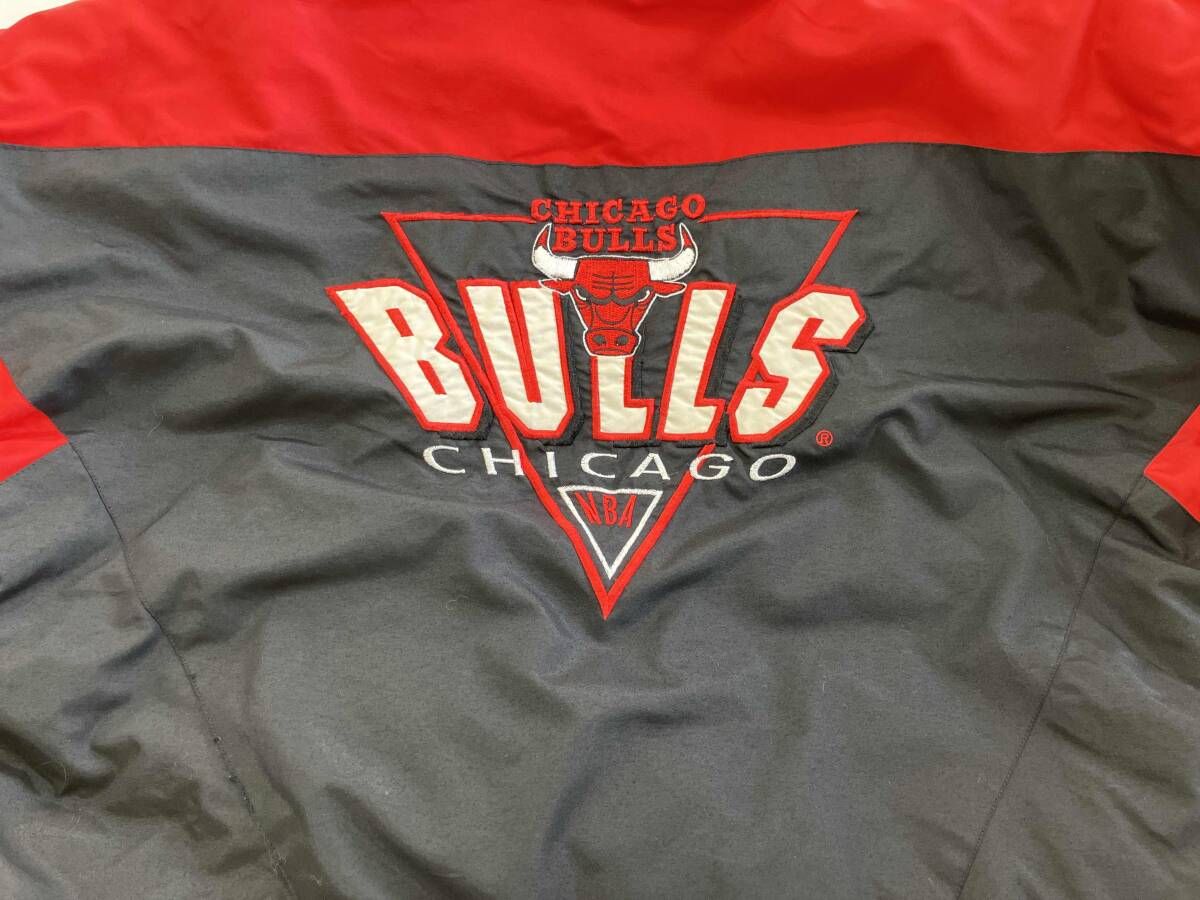 LOGO7 NBA CHICAGO BULLS ロゴセブン シカゴブルズ 中綿ナイロン