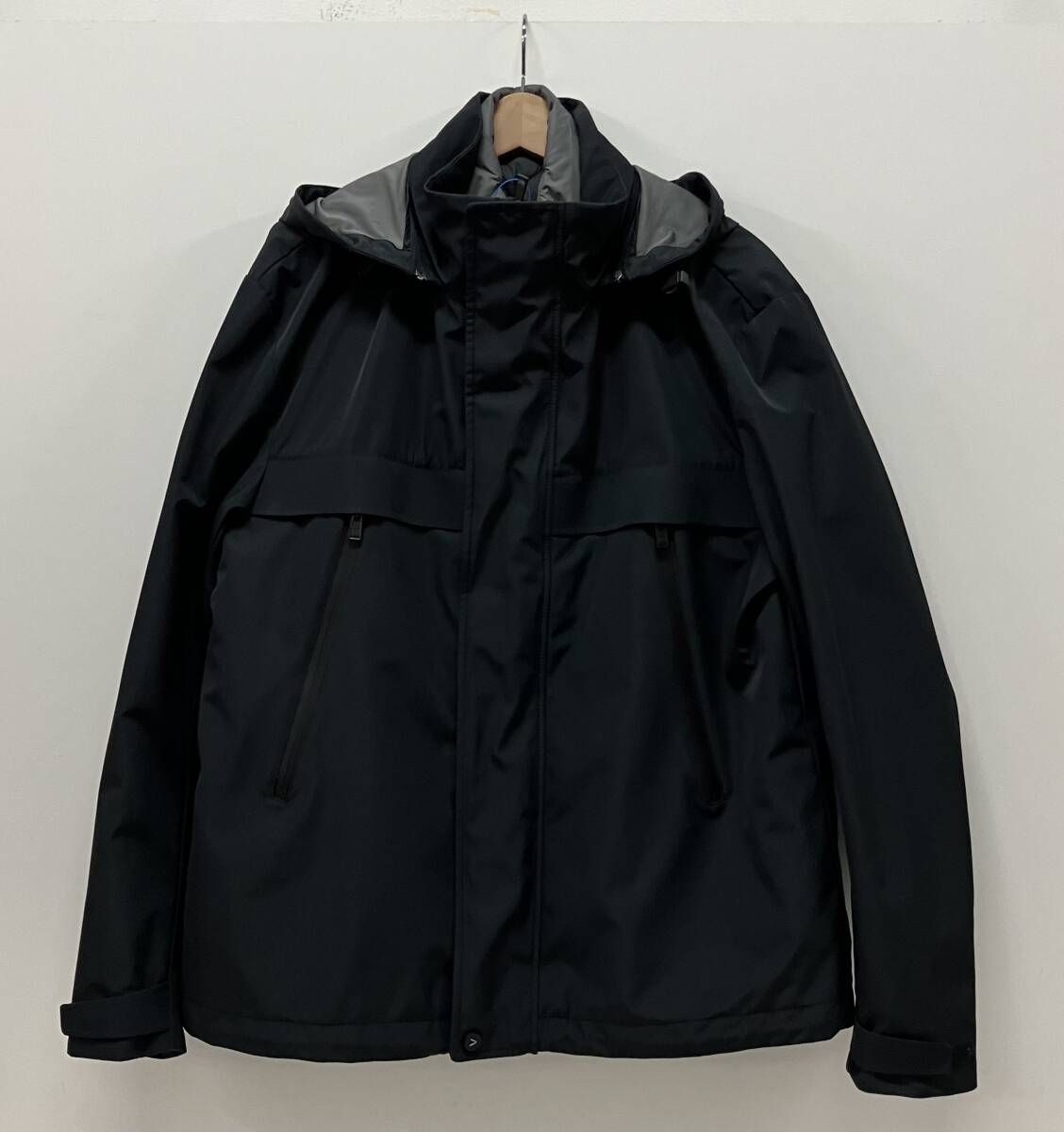 HUGO BOSS ヒューゴボス その他ジャケット マウンテンパーカー サイズUK 52 ブラック ポリエステル インドネシア製中綿ライナー付き