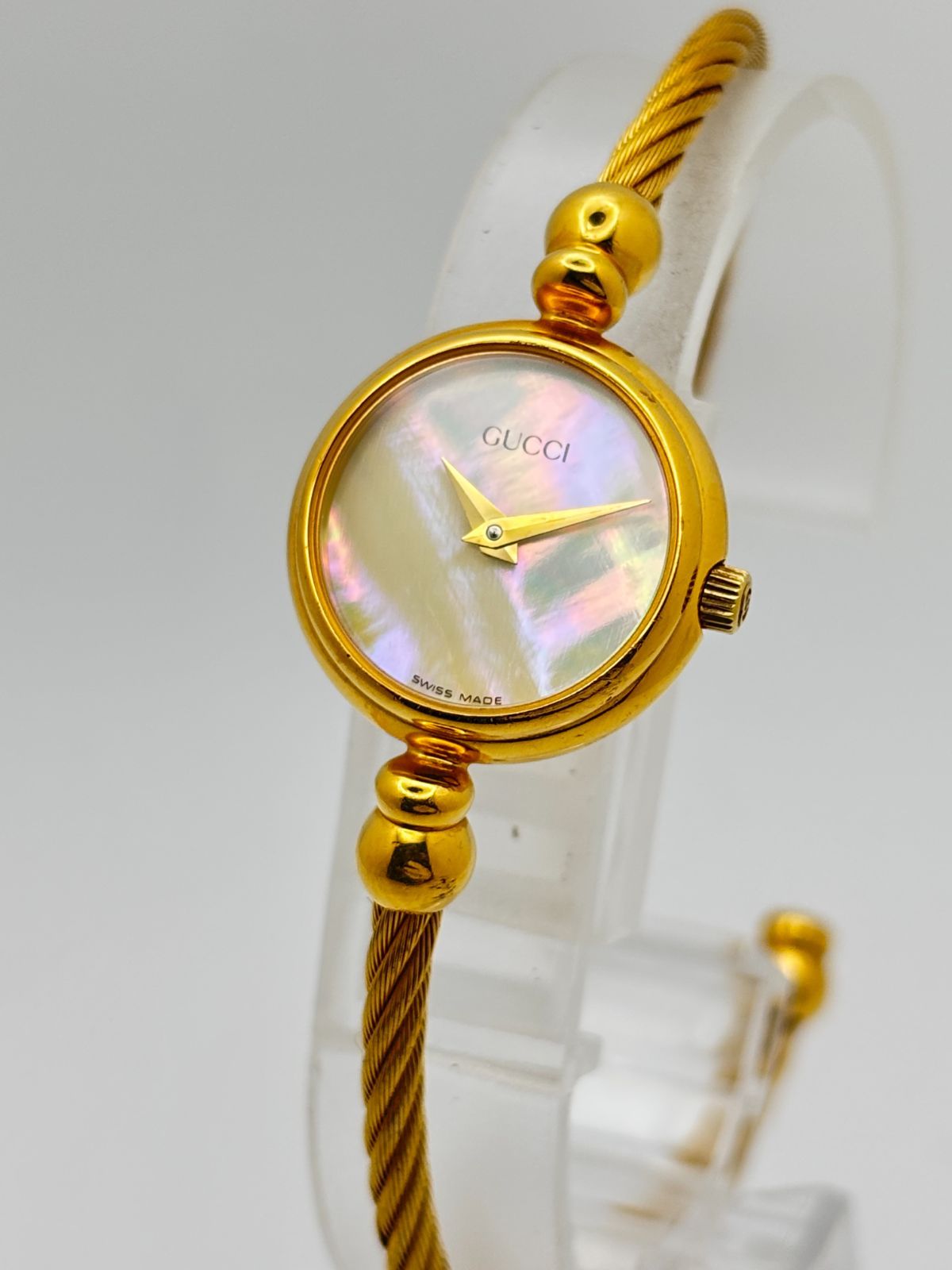 極美品】GUCCI グッチ シェル文字盤 2700.2L バングルウォッチ QZ