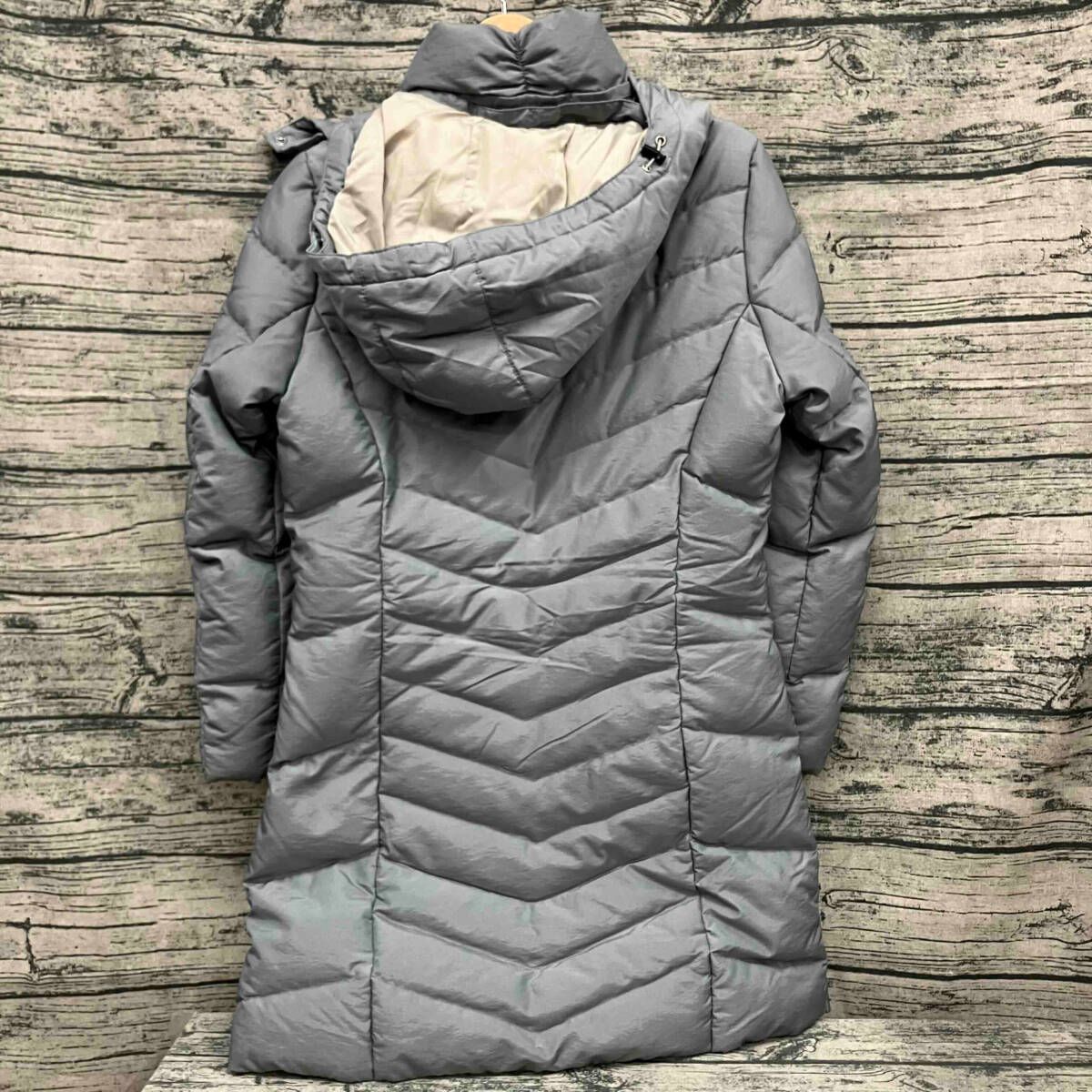 【未使用品】Eddie Bauer ダウンコート グレー ファーフード グレー Eddie bauer エディーバウアー ダウンコート グレー Mサイズ ファー欠