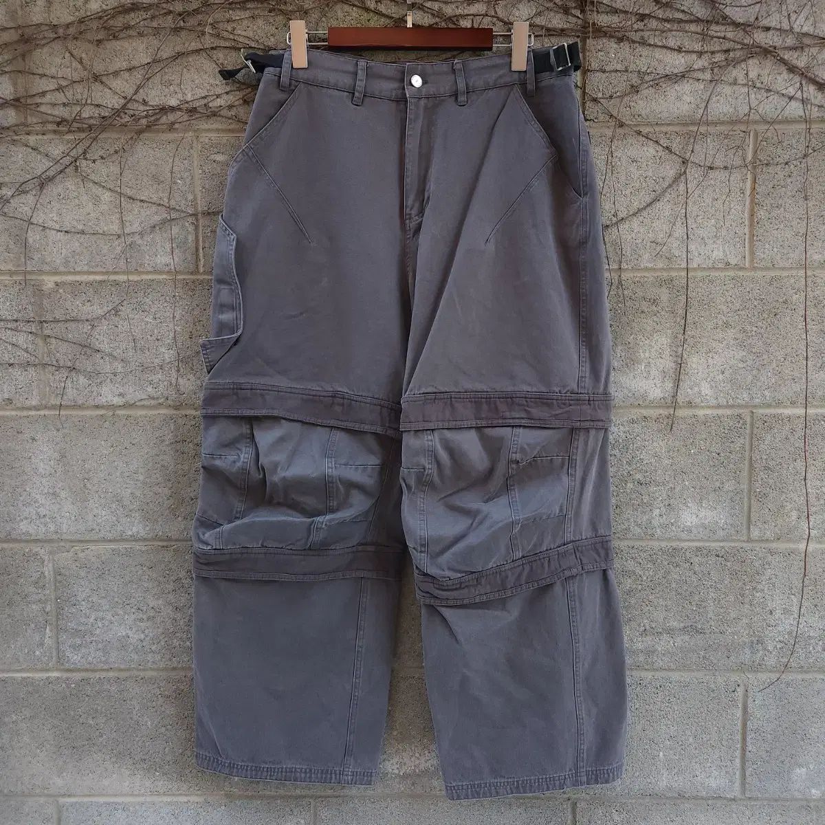 2 FAR FROM WHAT ファーフロムワット レイヤード ウォーク パンツ_チャコール