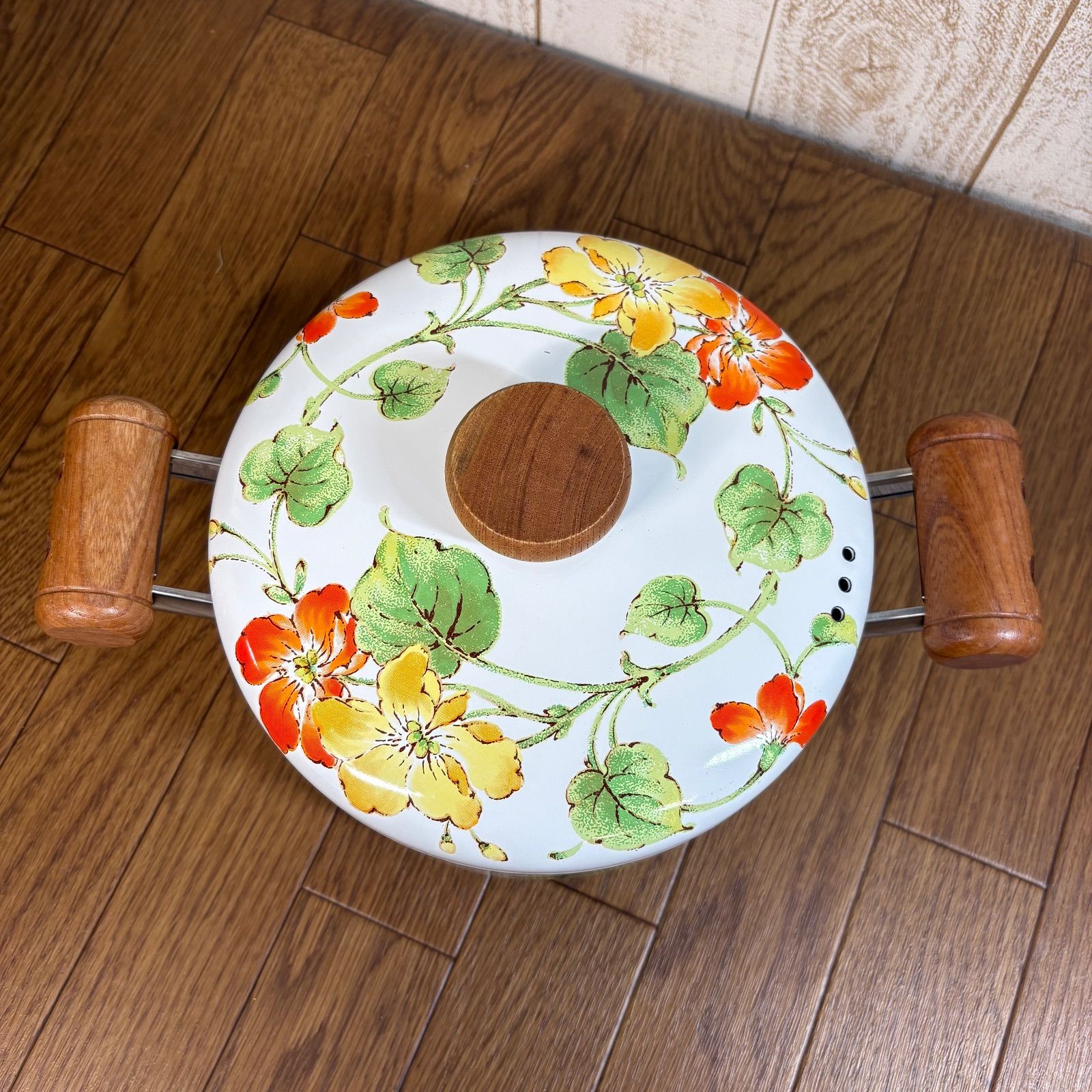 エジリー ホーロー鍋 レトロ 可愛い 琺瑯 両手鍋 鍋 - メルカリ