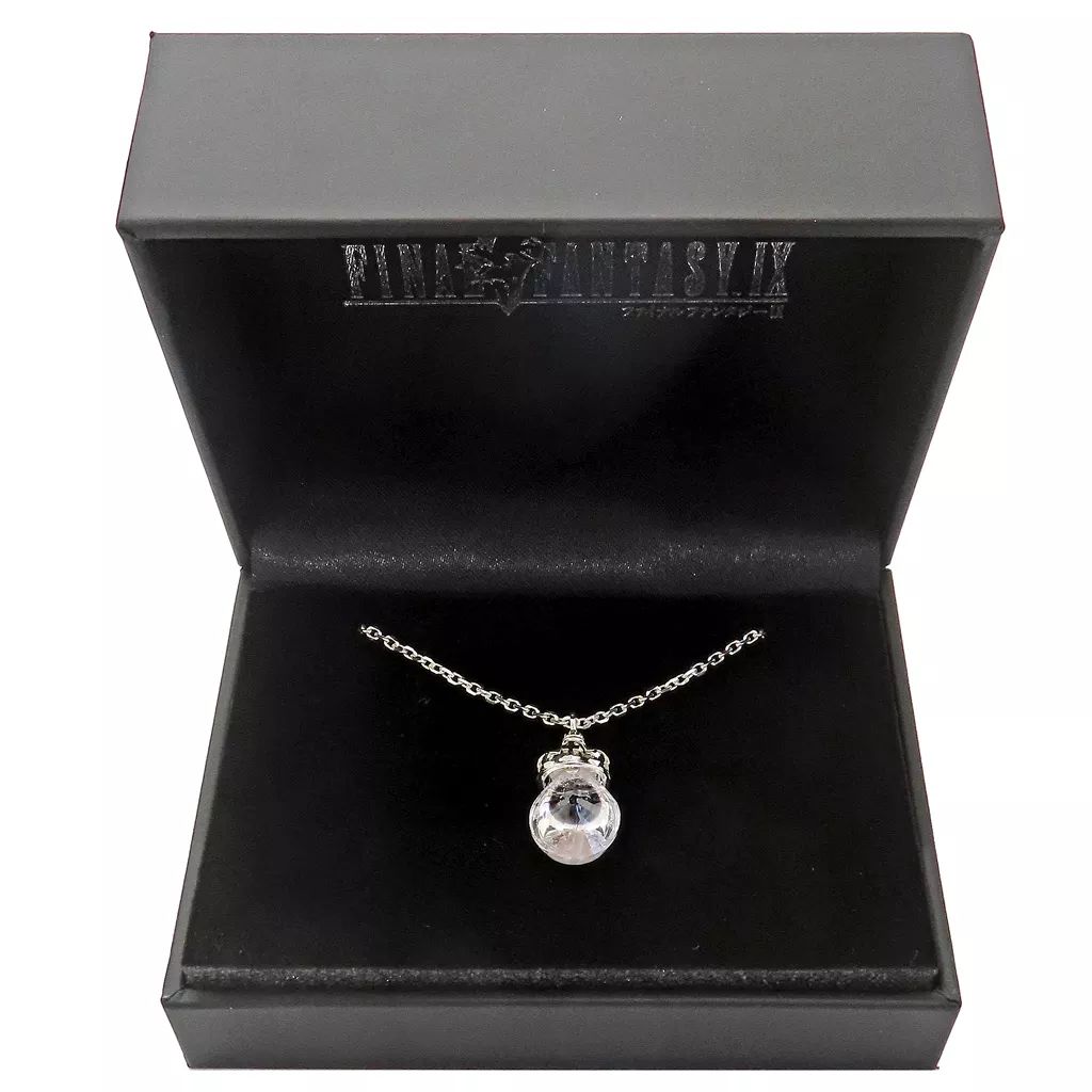 銀製品 指輪 ガーネット シルバーネックレス ファイナルファンタジーIX