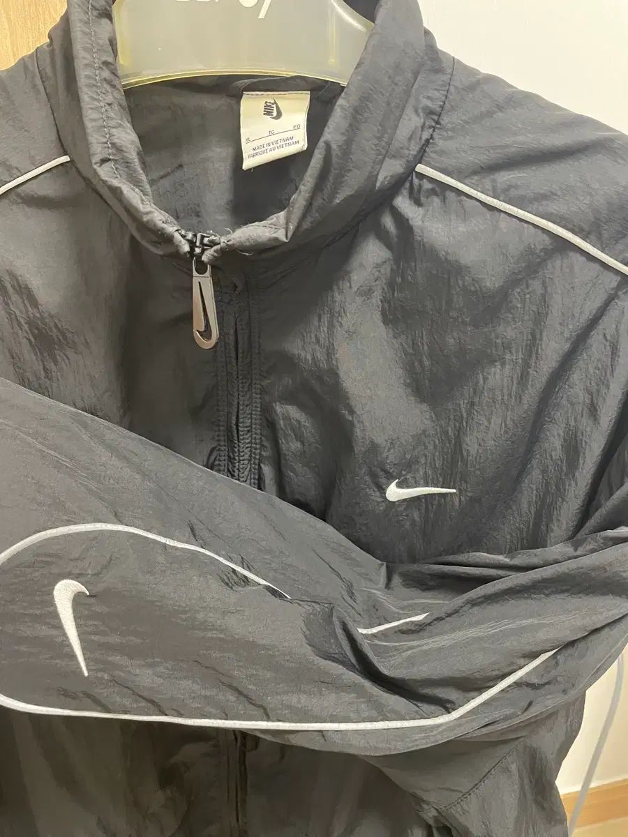 スウッシュ ウーブン