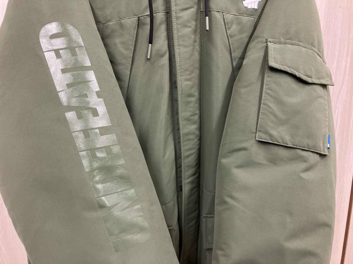 UNDEFEATED アンディフィ–テッド ダウンジャケット Mサイズ グリーン