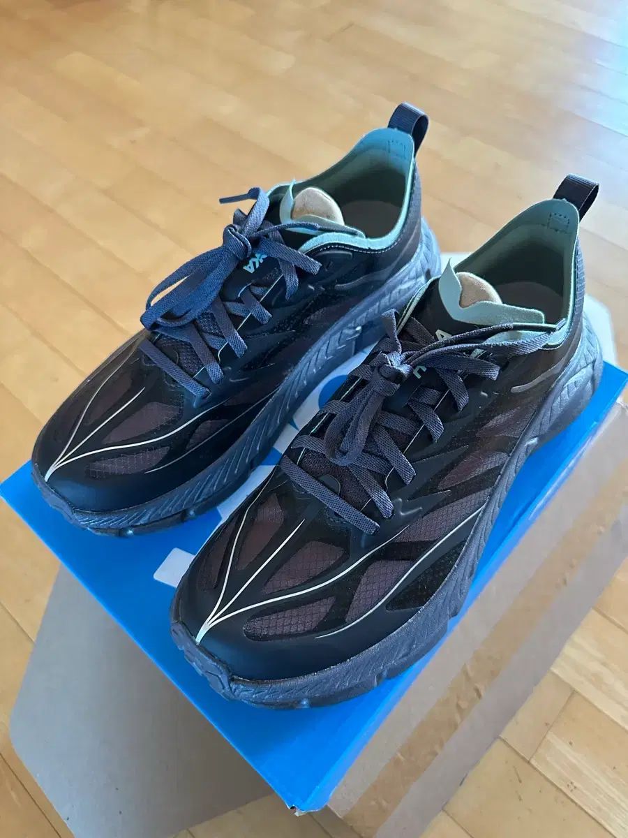 ホカ マファテ スピード 4 ライト チャコール グレー ジェイド