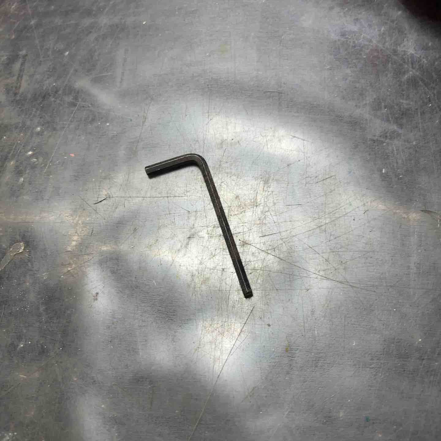 高圧エア釘打ち機