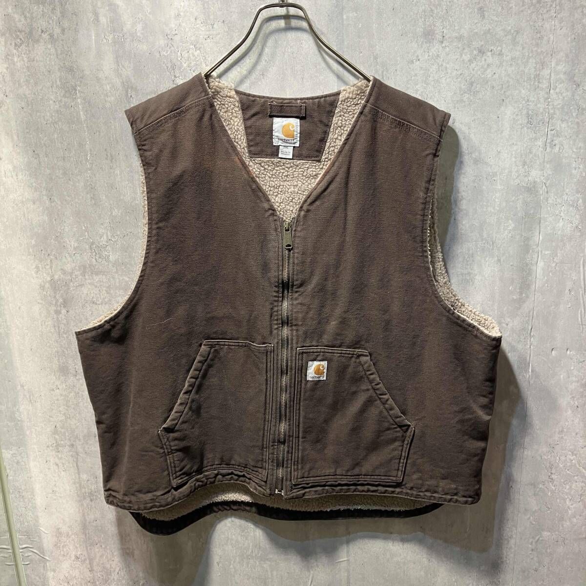 Carhartt ダック地ベスト 2XLサイズ カーハート - メルカリ