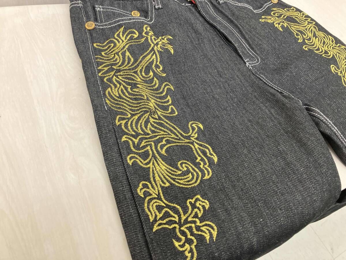 CROWN HOLDER ジーンズ 刺繍入り 注文 メンズ サイズL Amazon