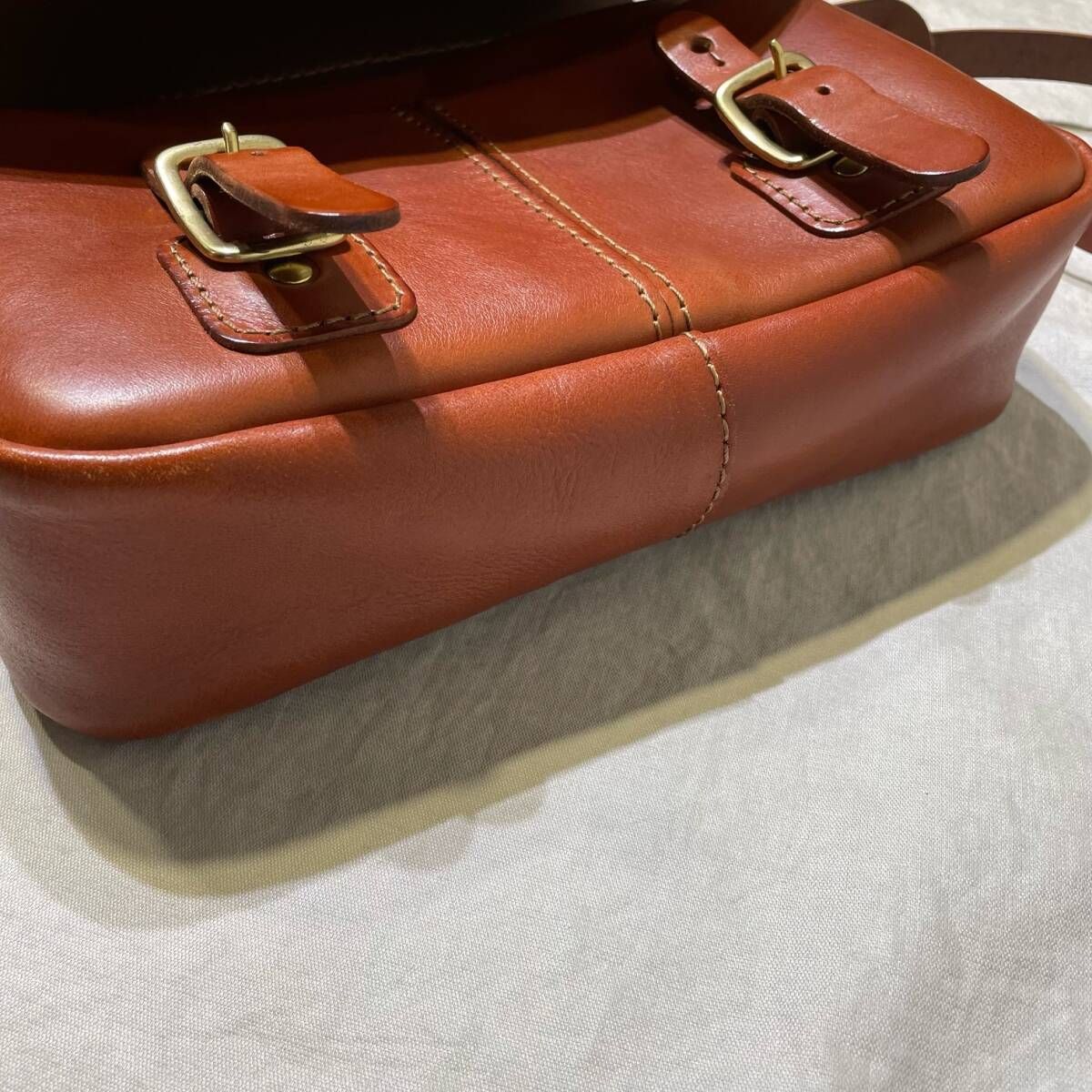 HERZ shoulder bag ショルダーバッグ サッチェルバッグ ブラウン