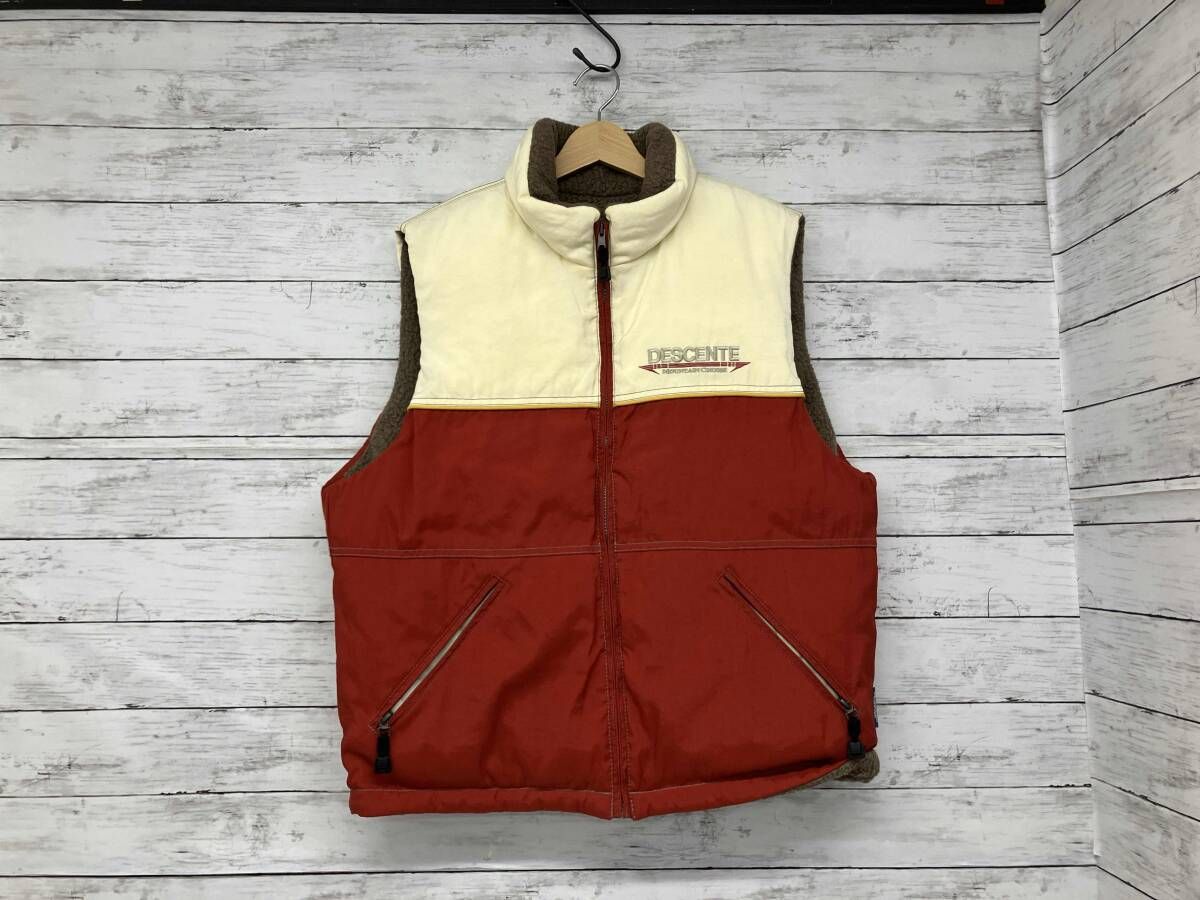 DESCENTE／ダウンベスト／ホワイト／レッド／裏地ボア／Mサイズ／メンズ